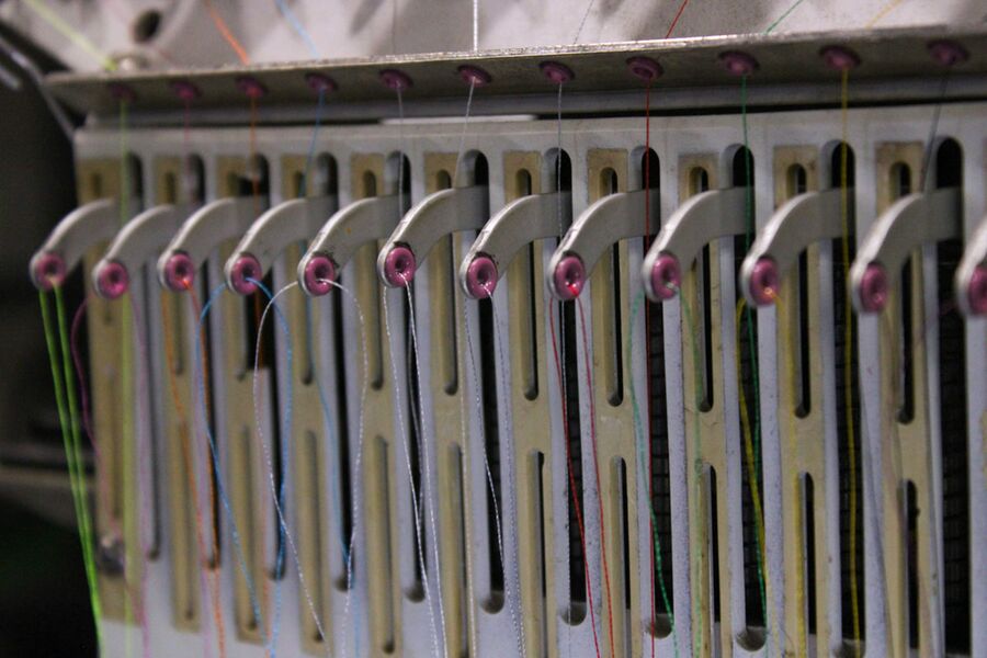 Tensores de hilo de máquina bordadora